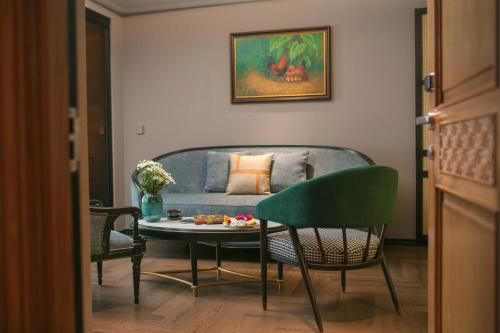Χώρος καθιστικού στο Proverb Hotel Hanoi
