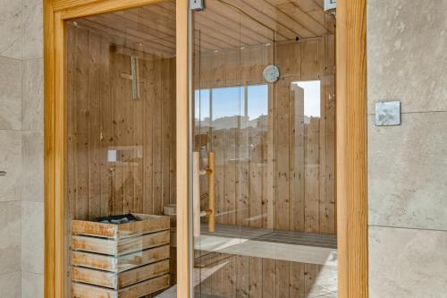 Ένα μπάνιο στο Penthouse by the Marina