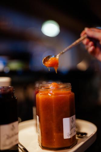 Jídlo v hotelu nebo okolí