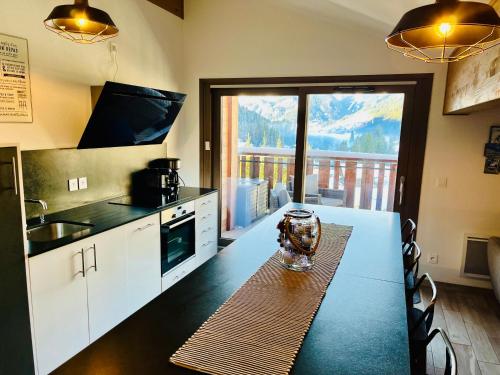 Кухня или мини-кухня в Les 4 Elements
