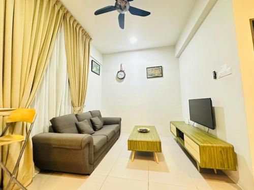 TV/trung tâm giải trí tại Apartment Penthouse Golden Hill