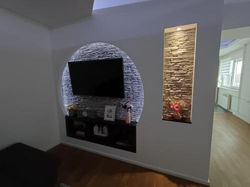 Μια τηλεόραση ή/και κέντρο ψυχαγωγίας στο Apartman Gaby