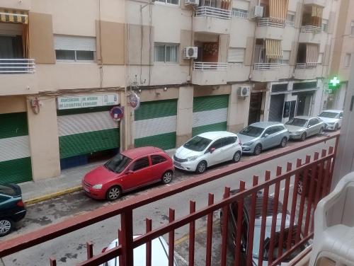 Το κτήριο όπου στεγάζεται  το οργανωμένο κάμπινγκ