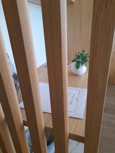 Llit o llits en una habitació de Hôtel Albion