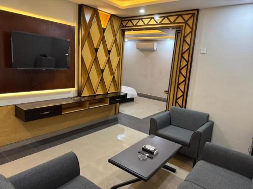 Photo de la galerie de l'établissement Sapphire Stays Hotel and Restaurant Peshawar, à Peshawar