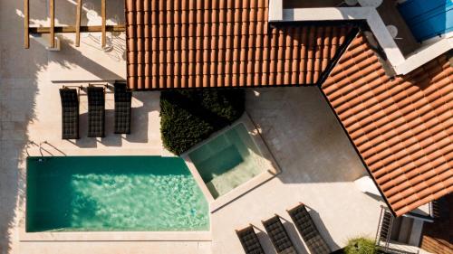 Beautiful Villa Torre IV with sauna in Tar