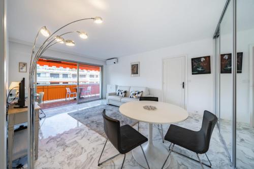 2 pièces à deux pas du centre ville de Cannes