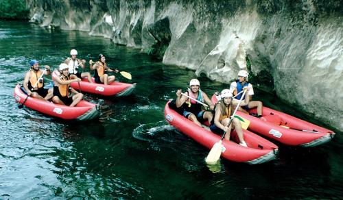 入住Sun and Stone Cottage的客人