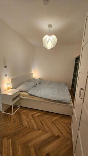 Chic courtyard City Apartment in Prime Location