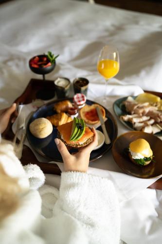 Jídlo v hotelu nebo okolí