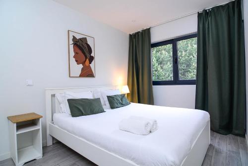 Travel and Live Apartments