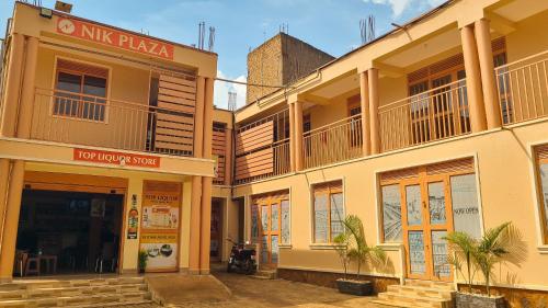 Byggingin sem hótelið er í