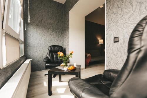 Φωτογραφία από το άλμπουμ του Cosmic Apart σε Ternopilʼ