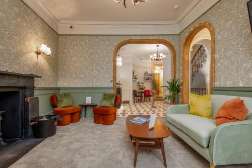 Posezení v ubytování The Albany St Andrews