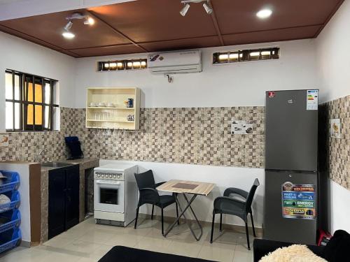 Køkken eller tekøkken på Cool and Cosy Stay