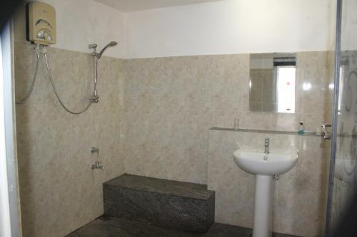 Phòng tắm tại Babylon Appartment Hanthana