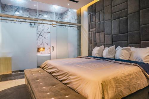 Postel nebo postele na pokoji v ubytování Walton Park