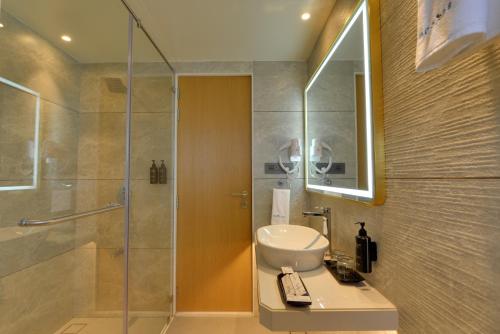 Φωτογραφία από το άλμπουμ του Galaxy Beacon Hotel, Santacruz ,Mumbai στη Μουμπάι