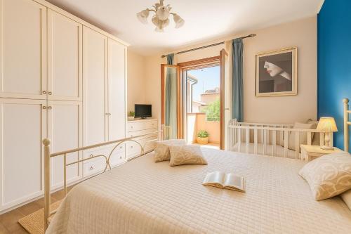 Ένα ή περισσότερα κρεβάτια σε δωμάτιο στο Dimora del Piccolo Principe