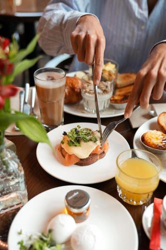 Еда / где поесть недалеко от отеля