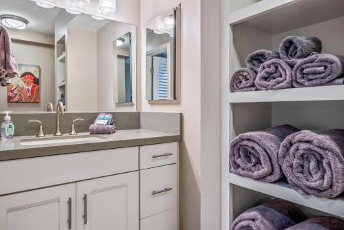 Koupelna v ubytování Kihei Akahi D113