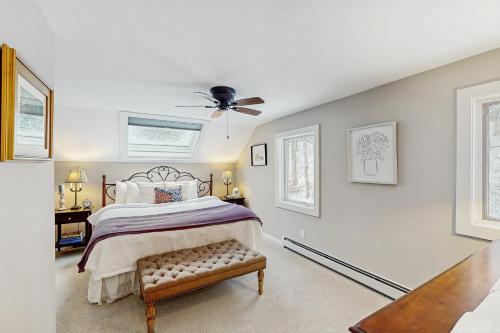 Postel nebo postele na pokoji v ubytování River Haven