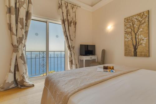 Palheiro Village- Villas & Apartments
