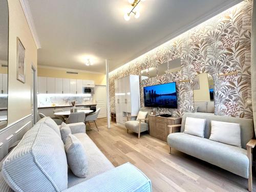 Apartment - 85 sqm - Grenelle - 8p