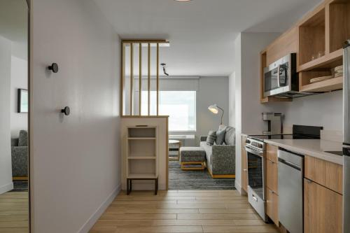 TownePlace Suites by Marriott Miramar Beach Destin photo 49