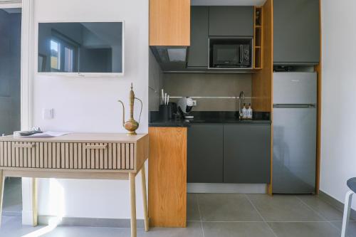 Foto Faro- Exclusive Historic Center Loft with Mezzanine & Private Balcony 5