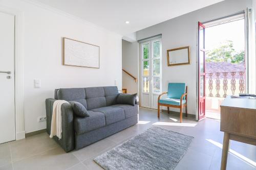 Foto Faro- Exclusive Historic Center Loft with Mezzanine & Private Balcony 2
