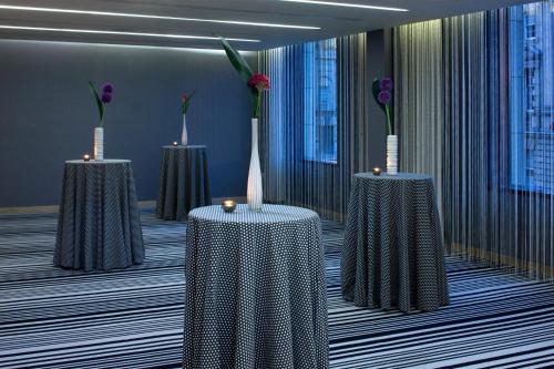 Фотография из галереи Radisson Collection Hotel, Royal Mile Edinburgh в Эдинбурге