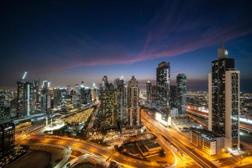 Burj Khalifa Doorstep Stunning 2BR Apartment
