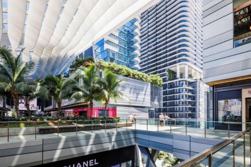 Modern Brickell Apartment Free Parking Pool and Gym photo 28