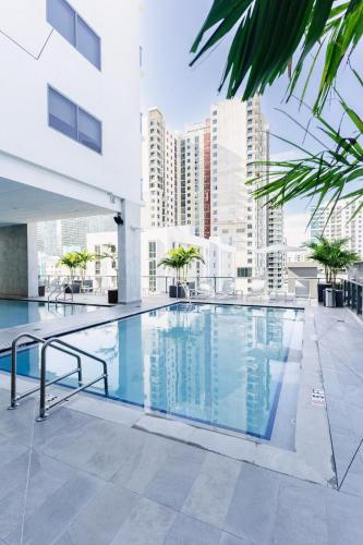 Modern Brickell Apartment Free Parking Pool and Gym photo 26