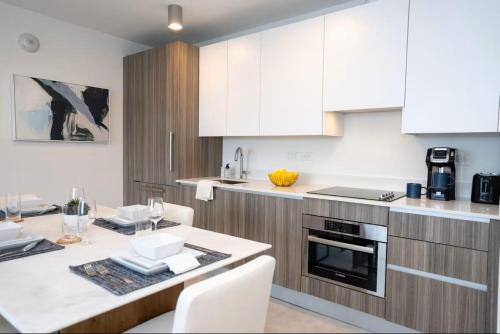 Modern Brickell Apartment Free Parking Pool and Gym photo 45