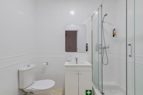 Et badeværelse på Lovely Urbisado III - By Y Concept