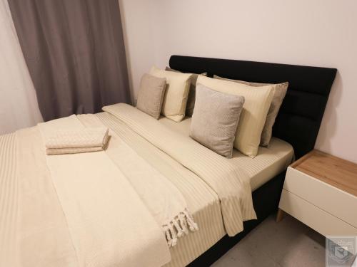 RentHouse ApartHotel Room #1