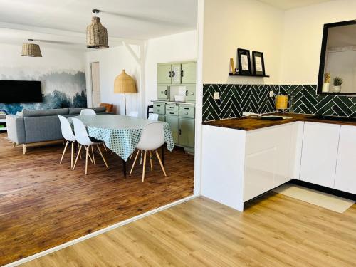 Køkken eller tekøkken på Maison familiale Blois-Chambord