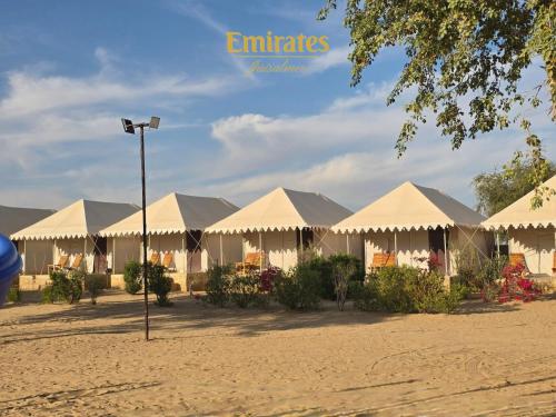 ジャイサルメールにあるEmirates Luxury Desert Campsのギャラリーの写真