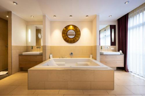 Koupelna v ubytování Bollants SPA im Park, Autograph Collection