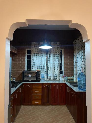 Køkken eller tekøkken på Jambo Kili House