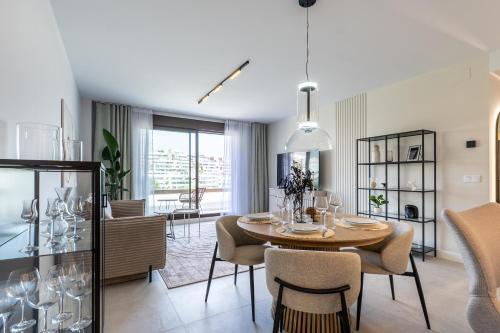 Modern apartment with sea view and terrace