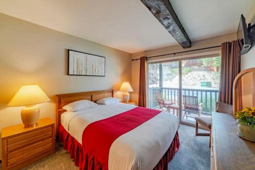 Postel nebo postele na pokoji v ubytování Austria Hof Lodge