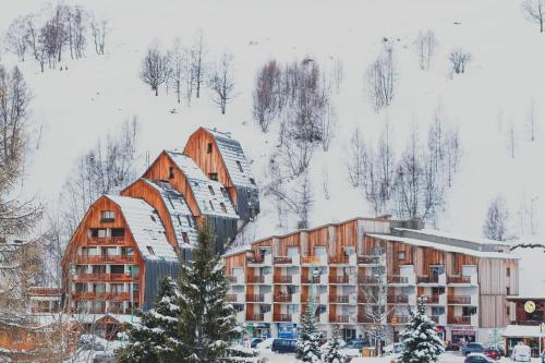 Joli duplex 6 pers 2 Alpes - 100m pistes et commerces
