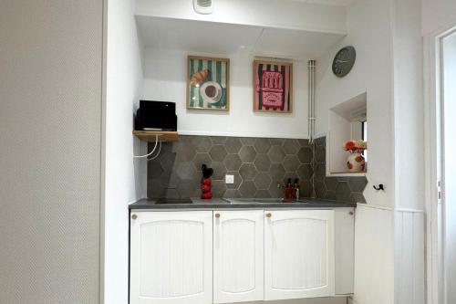 Φωτογραφία από το άλμπουμ του Studio Agabane - By BEST KEYS - Centre-Ville - Cosy & Lumineux - Cuisine Équipée - Smart TV - Lit Confortable - WiFi Fibre - Check-in Autonome - Parking Gratuit à Proximité σε Sens