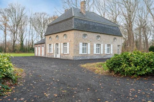 Bygningen som villaen ligger i