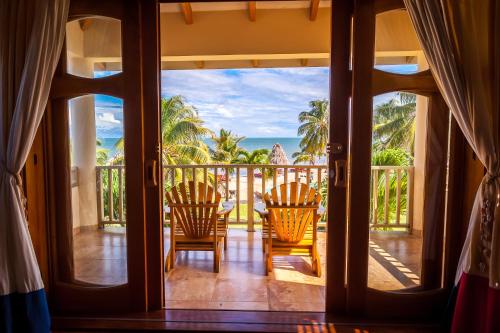 Μπαλκόνι ή βεράντα στο Hopkins Bay Belize a Muy'Ono Resort