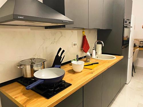 Køkken eller tekøkken på 1Bedroom Sofa 1child Full Kitchen Free Parking