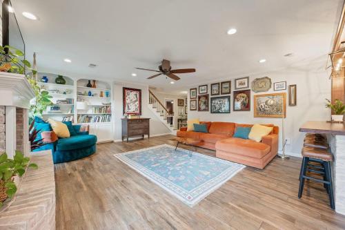 Fotografie z fotogalerie ubytování It's Miller Time! - Let us Explain v destinaci Bryan